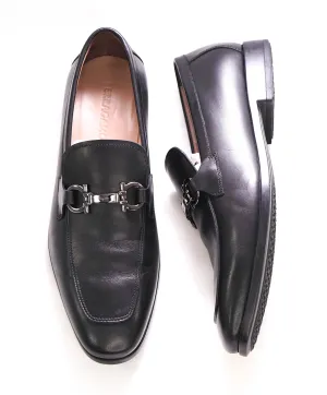 $850 SALVATORE FERRAGAMO - “REE" Gancini Bit Loafer Black Leather - 9 US