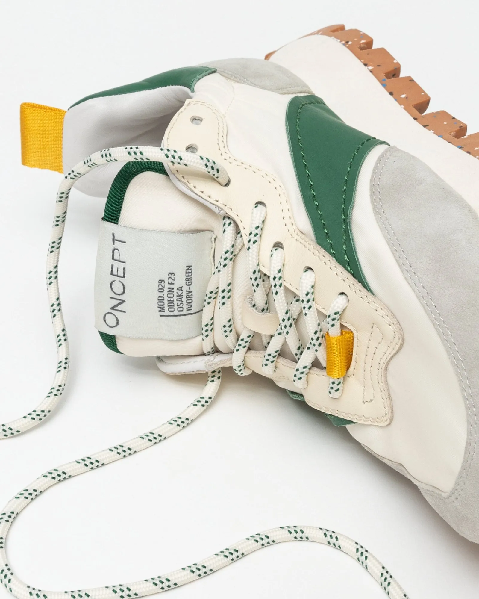 Oncept Osaka Sneakers in Ivory Green